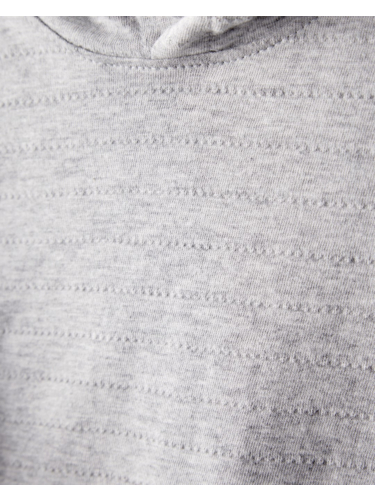 קפוצ'ון מרקם פסים אפור