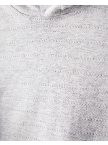 קפוצ'ון מרקם פסים אפור