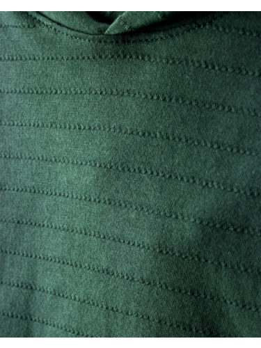 קפוצ'ון מרקם פסים ירוק