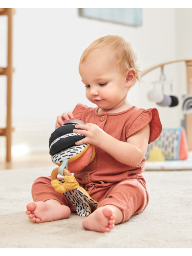 משחק עגלה בהשראה מונטיסורית