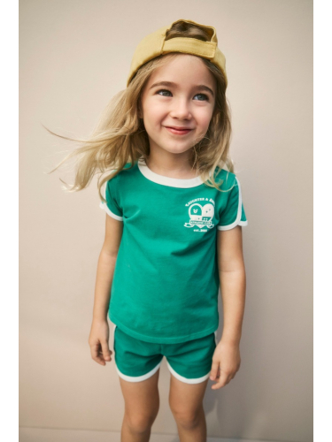 חולצת טי טניס ירוקה