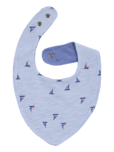 שלישיית סינרים לויתנים