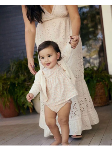 חליפת אריג פרחוני 3 חלקים כולל כובע