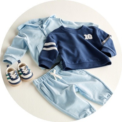 חליפות לילדים